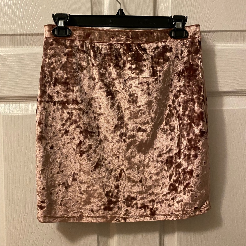 Crushed velvet pink Forever 21 mini skirt